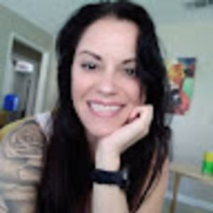 Meet your Posher, Sarina